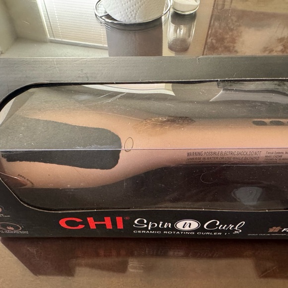 CHI Spin & Curl ceramic rotating curler Rose Gold - Picture 3 of 9